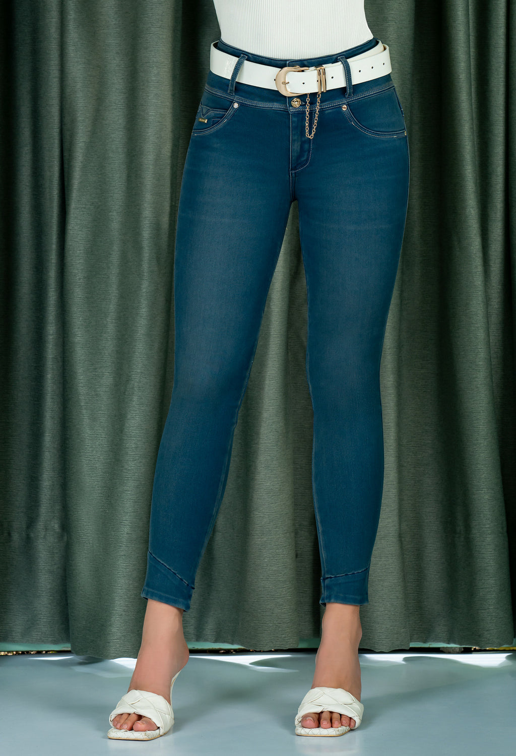 JEAN AI 7196