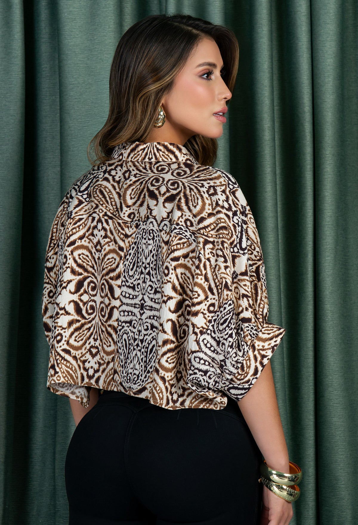 BLUSA AB 1970